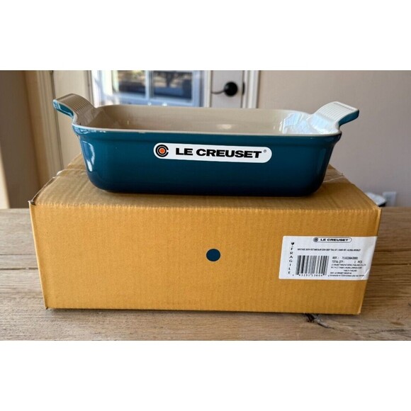NEW Le Creuset Stoneware Heritage Rectangular Dish 26 cm 2.5 qt. Deep Teal